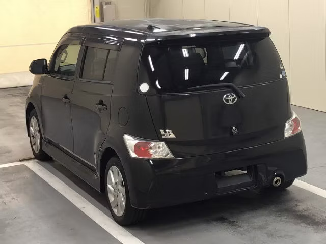 TOYOTA BB