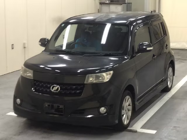 TOYOTA BB