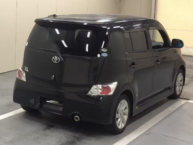 TOYOTA BB