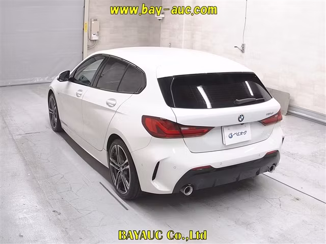 BMW 1-SERIES