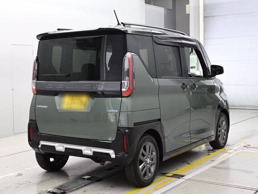 MITSUBISHI DELICA MINI
