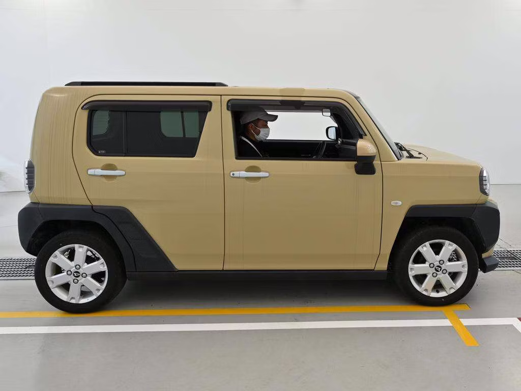 DAIHATSU TAFT