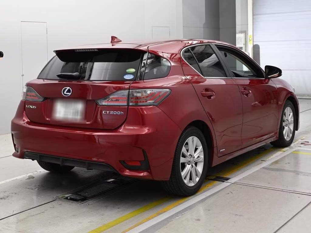 LEXUS CT200H