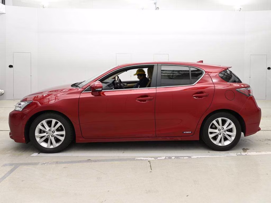 LEXUS CT200H