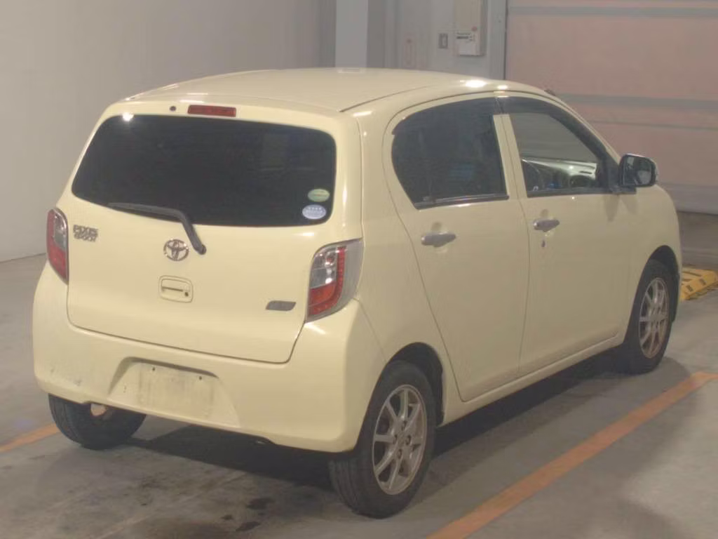 TOYOTA PIXIS EPOCH