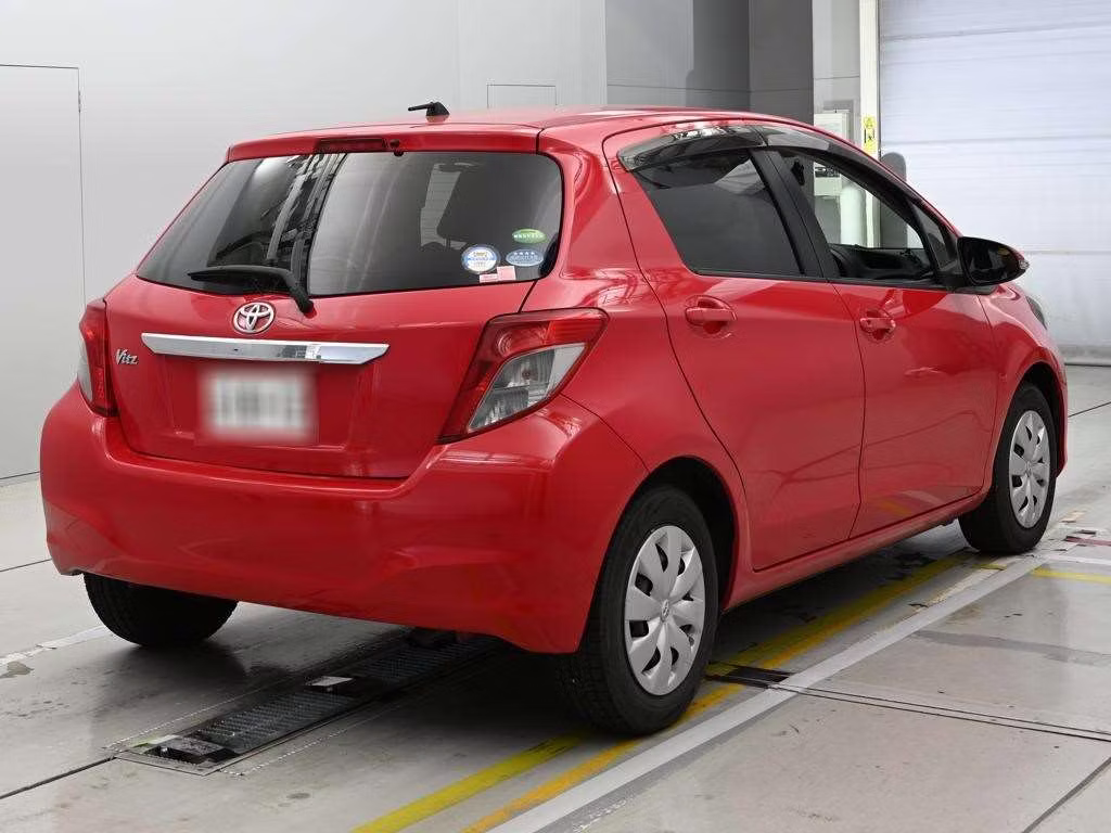 TOYOTA VITZ