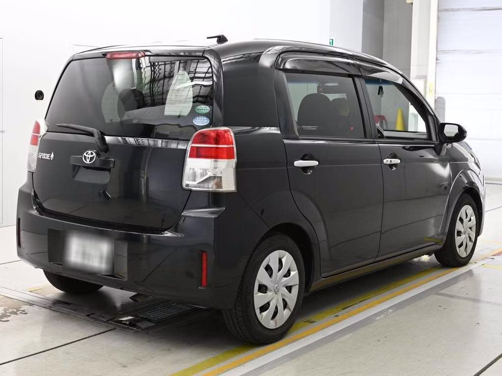 TOYOTA SPADE