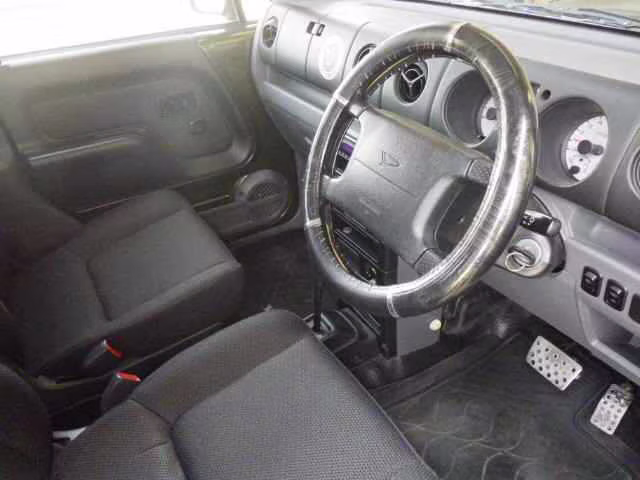 DAIHATSU NAKED