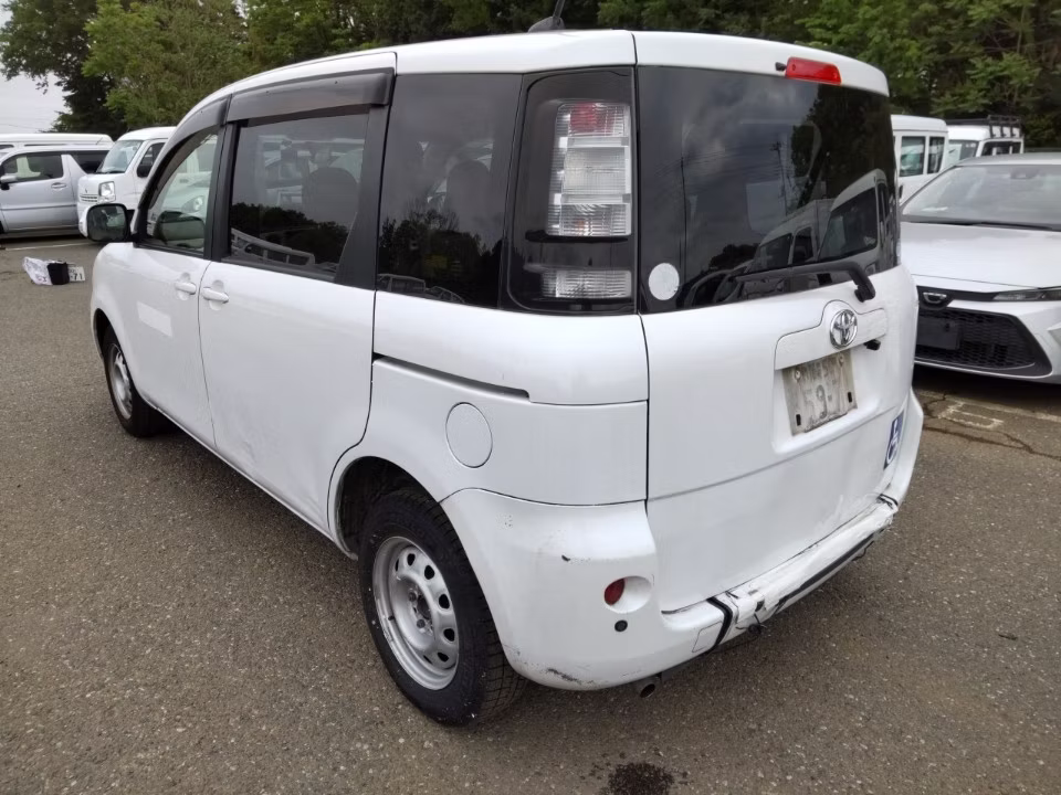 TOYOTA SIENTA