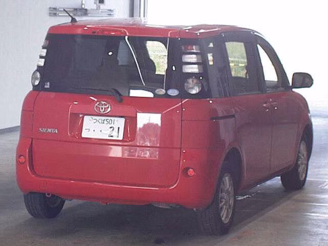 TOYOTA SIENTA