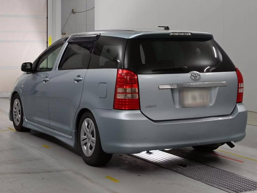 TOYOTA WISH
