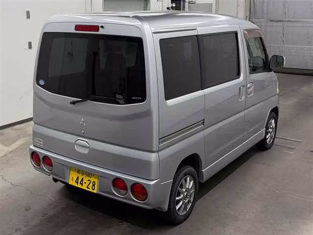 MITSUBISHI TOWN BOX