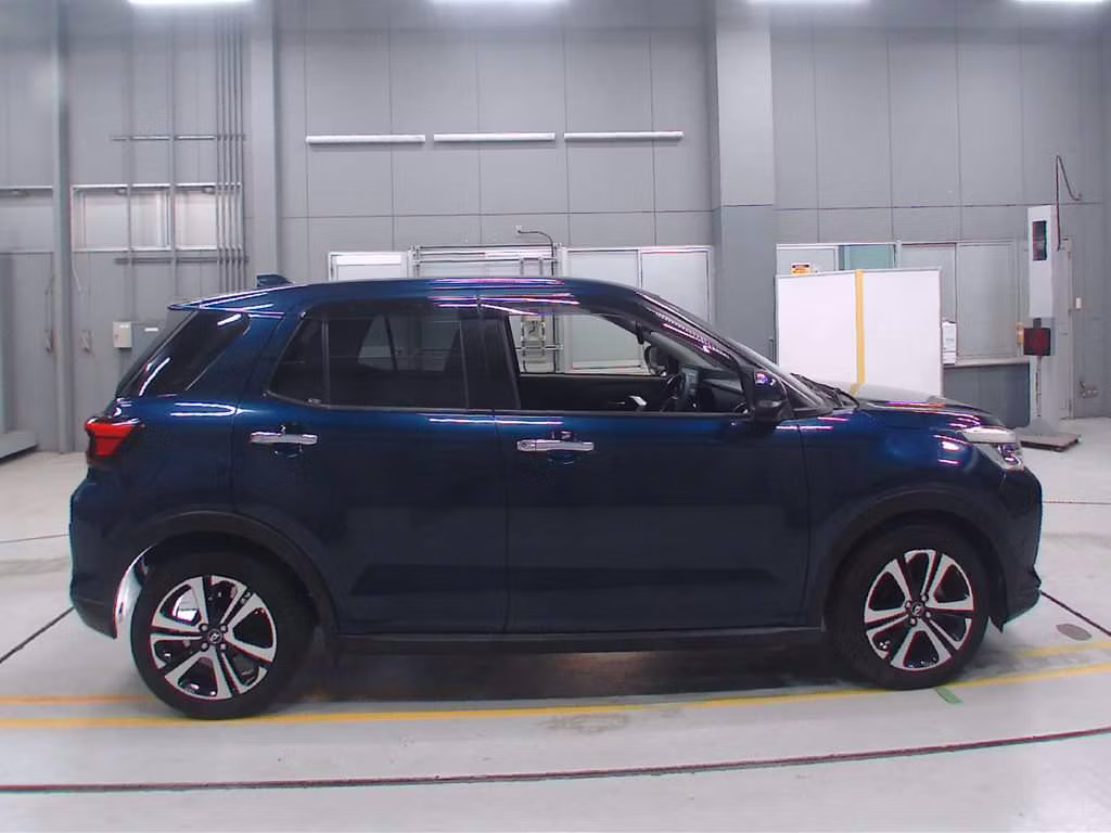 DAIHATSU ROCKY