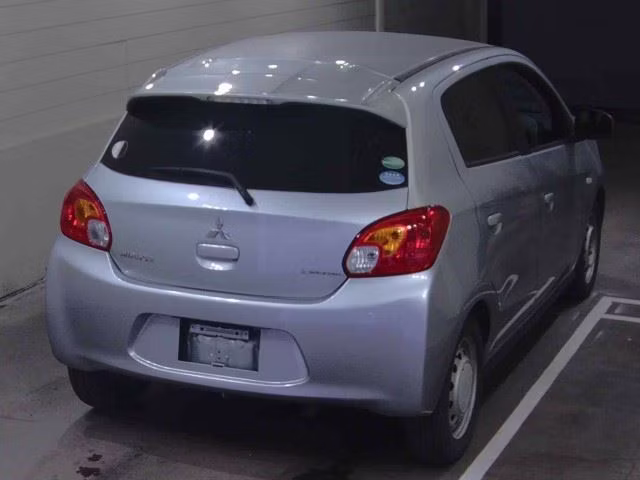 MITSUBISHI MIRAGE