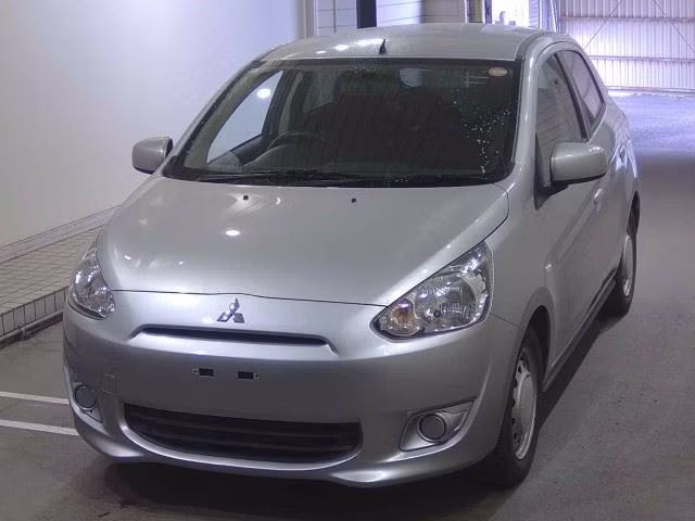 MITSUBISHI MIRAGE