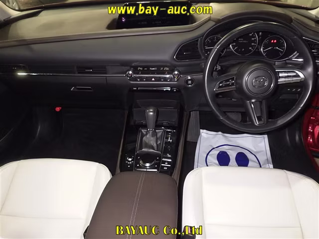 MAZDA CX-30