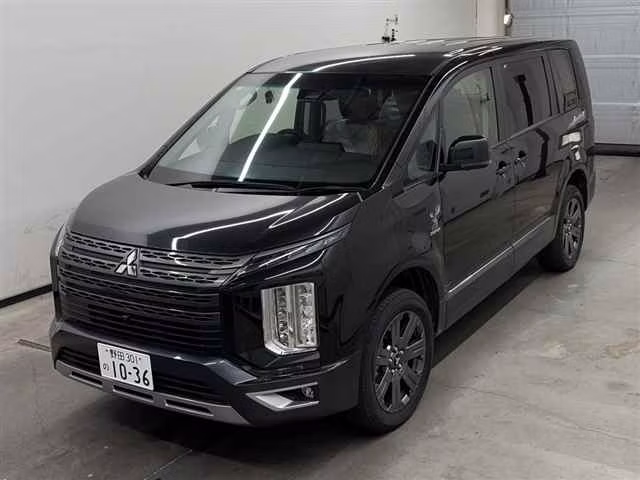 MITSUBISHI DELICA D:5