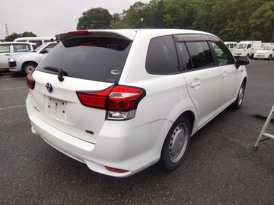 TOYOTA COROLLA FIELDER