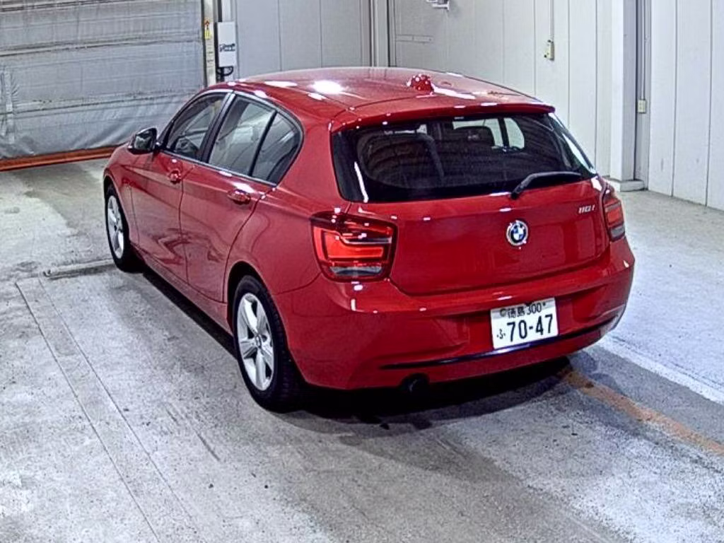BMW 1-SERIES