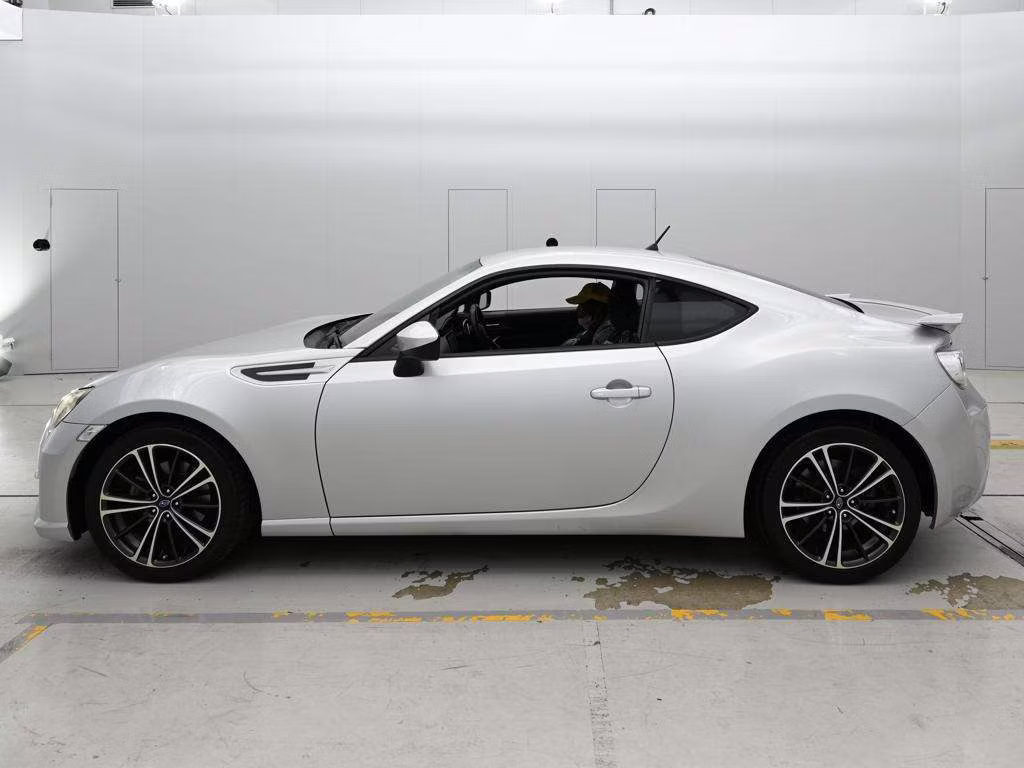 SUBARU BRZ