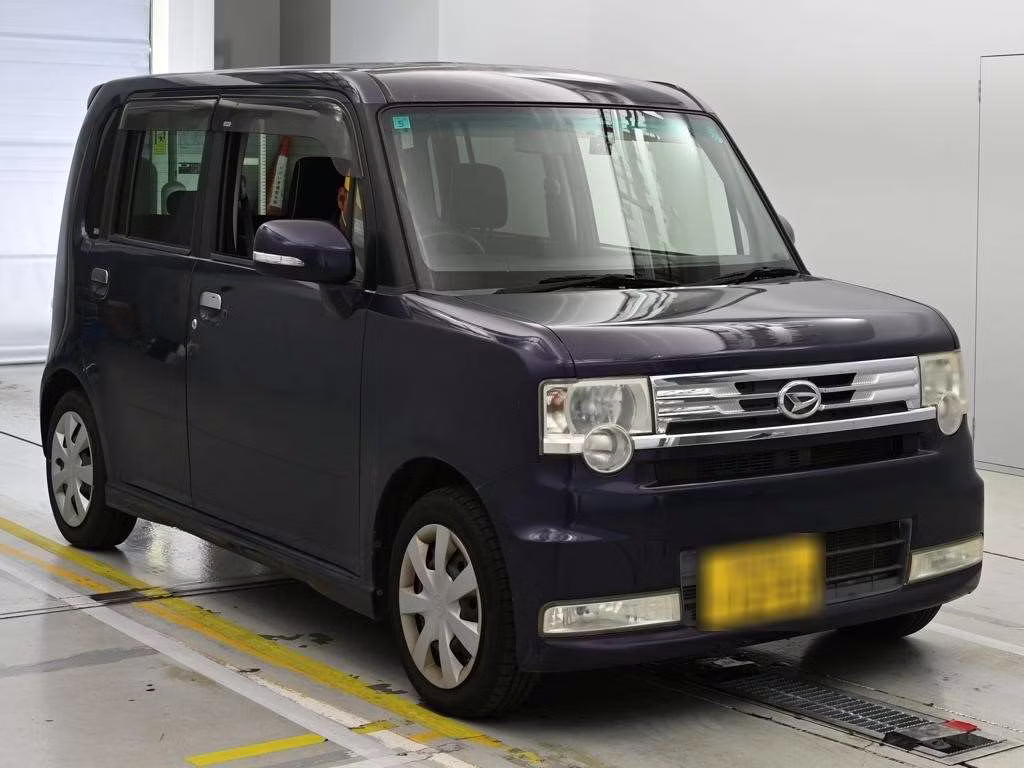 DAIHATSU MOVE CONTE