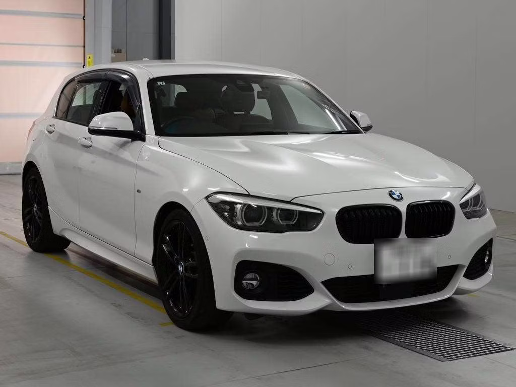 BMW 1-SERIES
