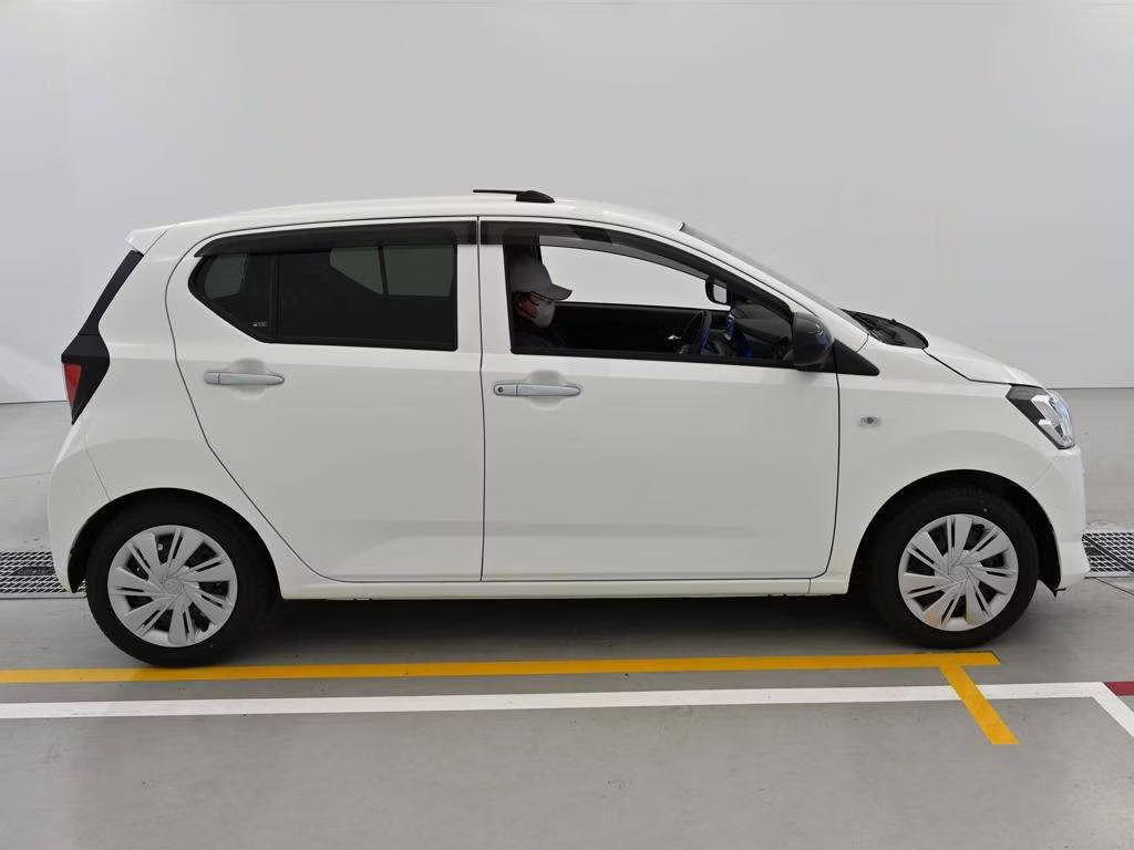 TOYOTA PIXIS EPOCH