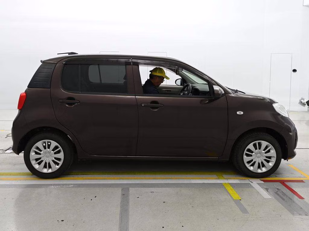 TOYOTA PASSO