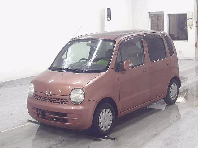 DAIHATSU MOVE LATTE