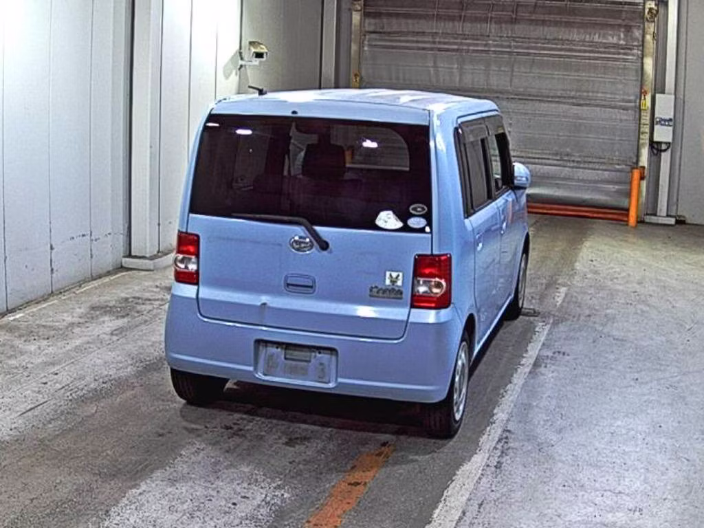 DAIHATSU MOVE CONTE
