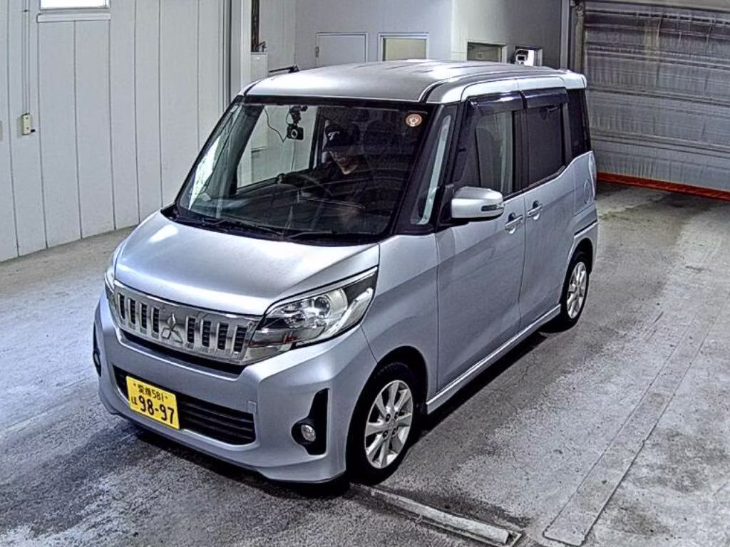 MITSUBISHI EK SPACE