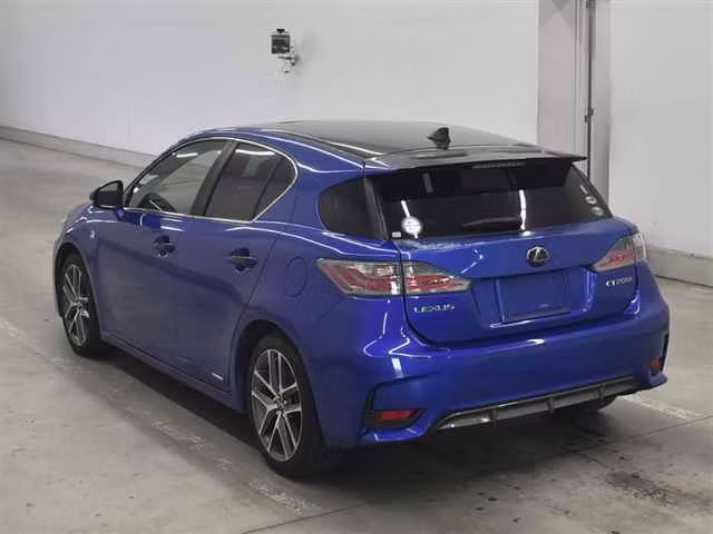 LEXUS CT200H