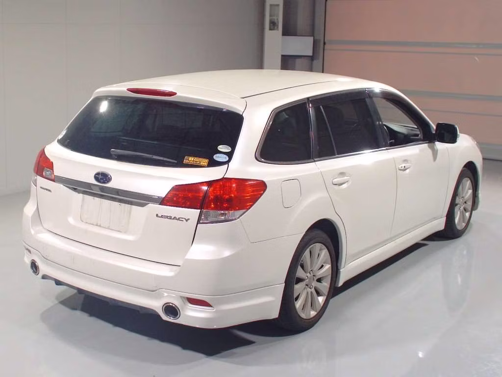 SUBARU LEGACY