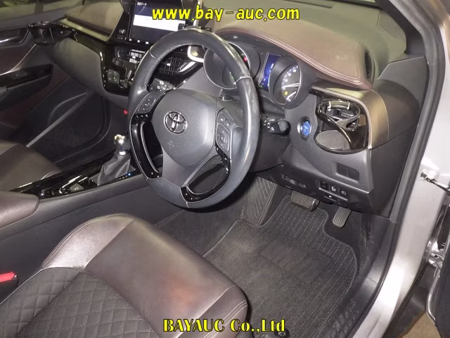 TOYOTA C-HR