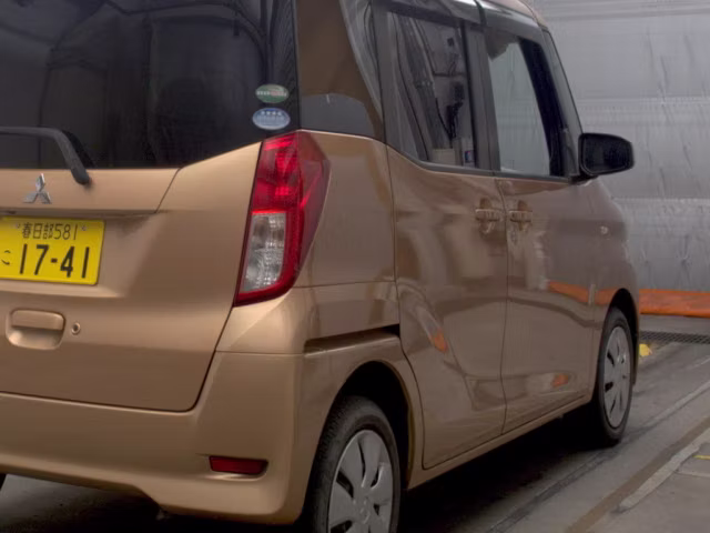 MITSUBISHI EK SPACE