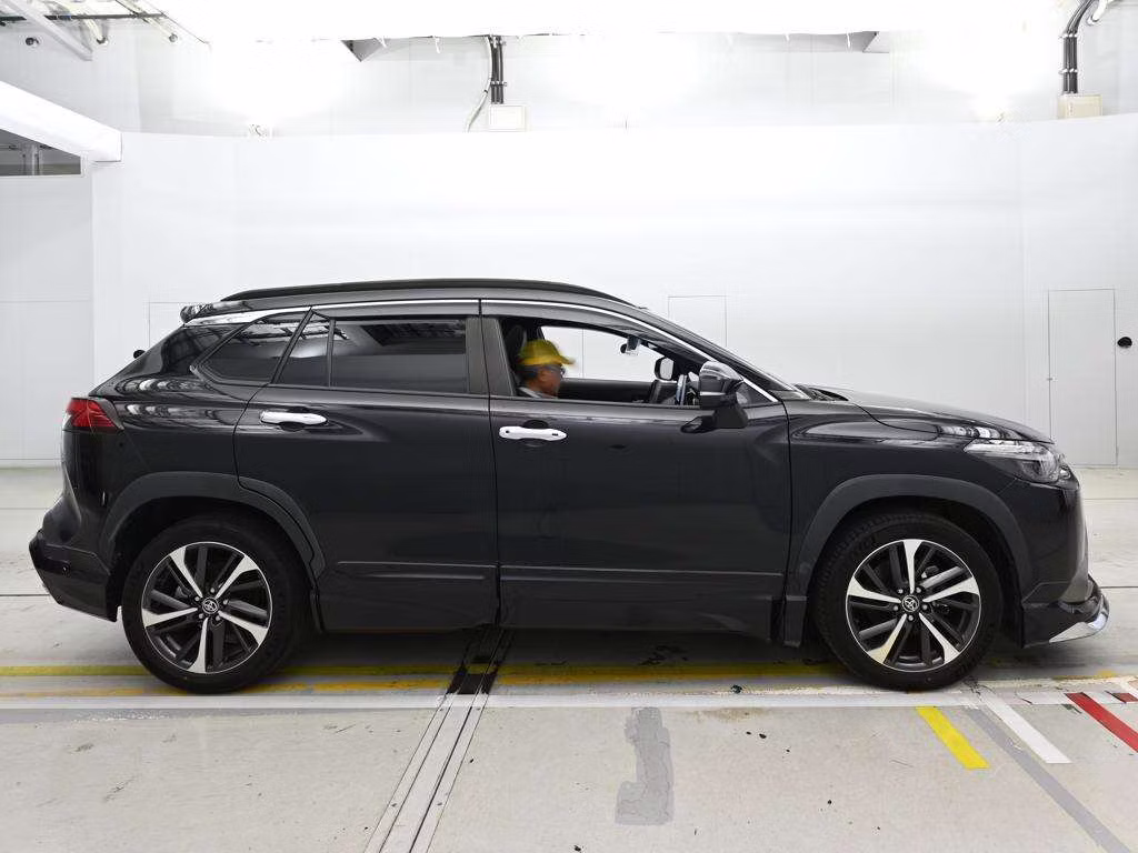 TOYOTA COROLLA CROSS