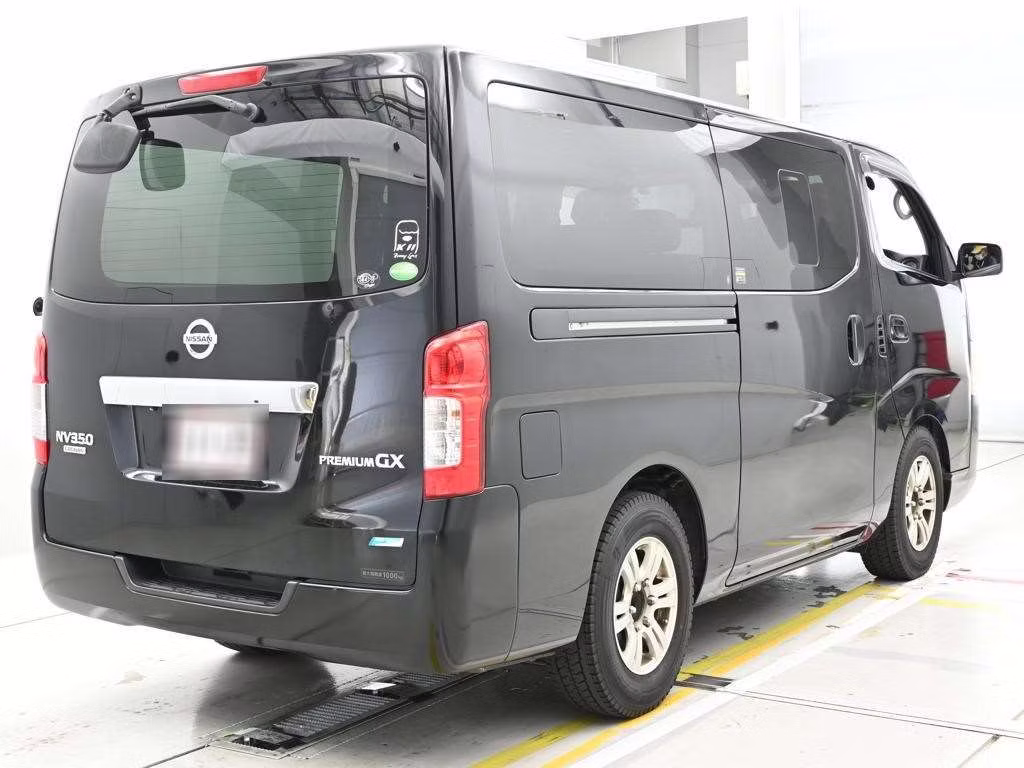 NISSAN NV350 CARAVAN