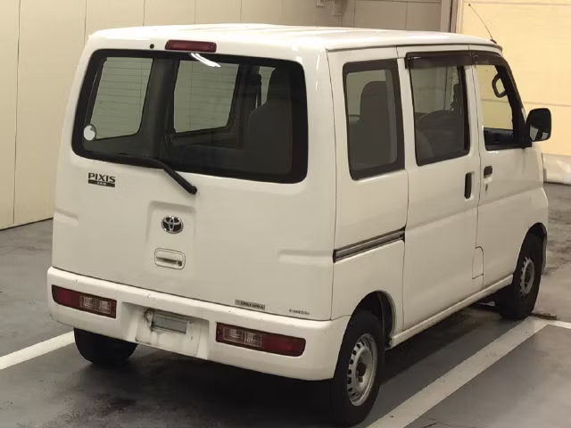 TOYOTA PIXIS VAN