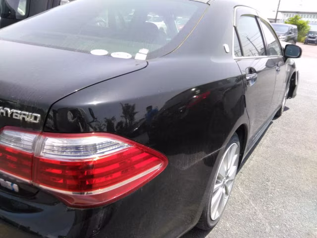 TOYOTA CROWN