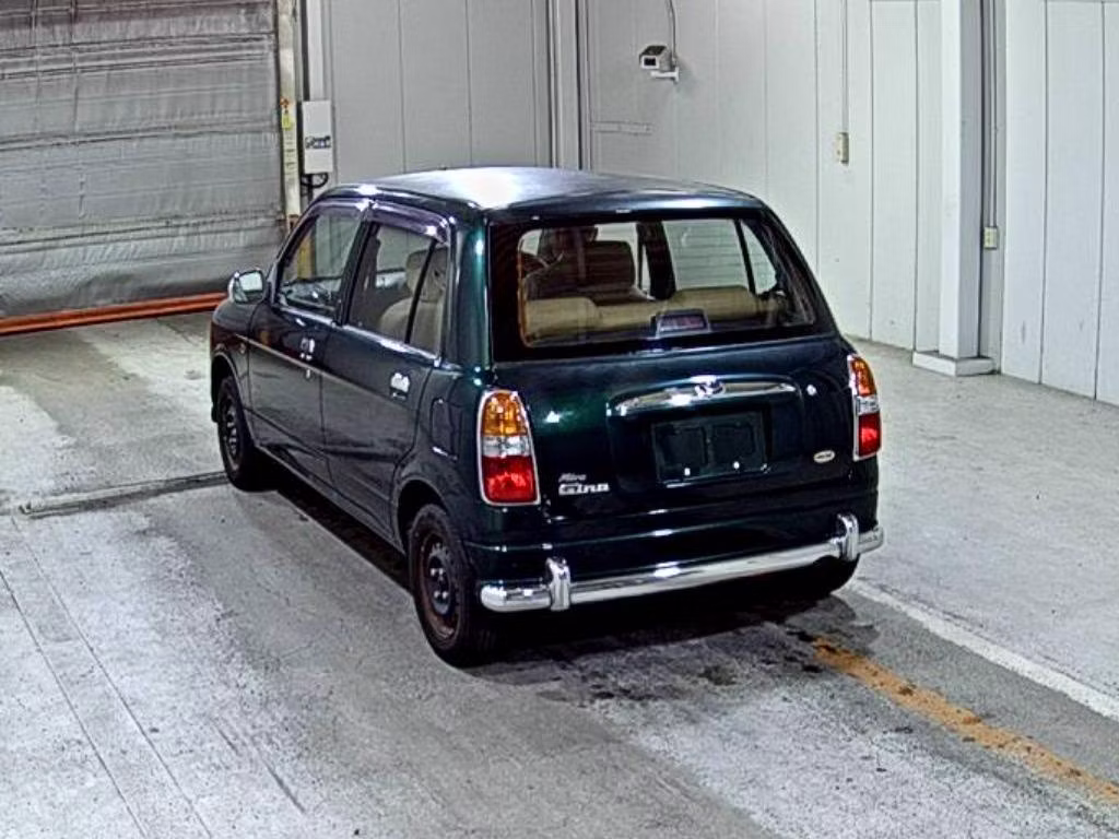 DAIHATSU MIRA GINO