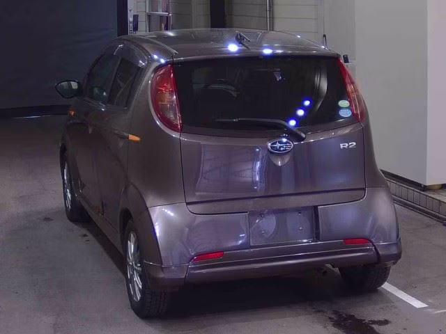 SUBARU R2