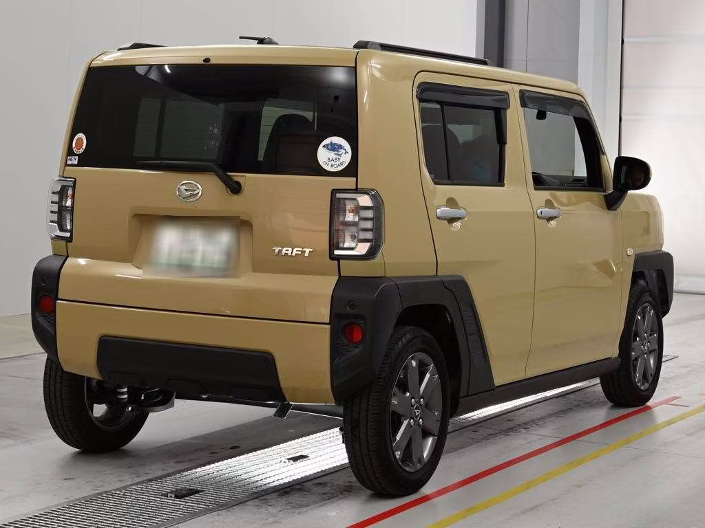 DAIHATSU TAFT