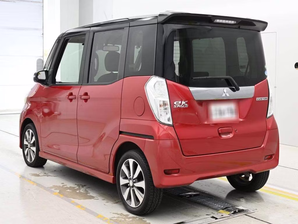 MITSUBISHI EK SPACE