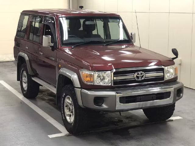 TOYOTA LAND CRUISER