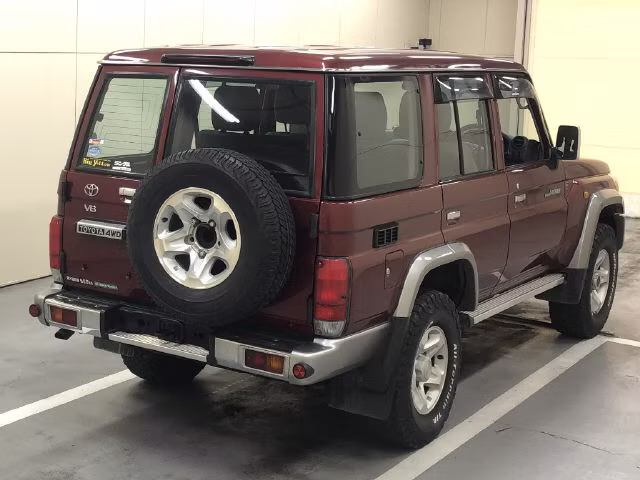 TOYOTA LAND CRUISER