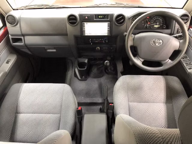 TOYOTA LAND CRUISER