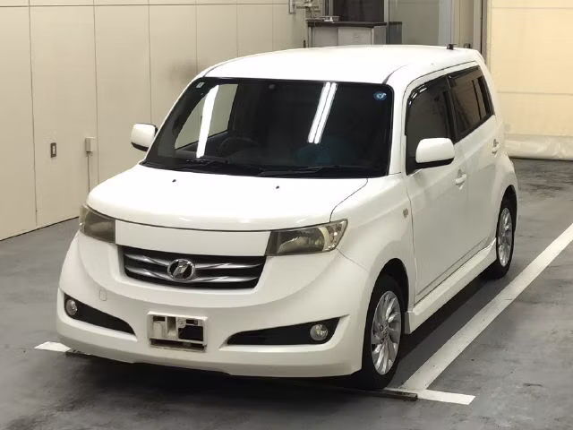TOYOTA BB