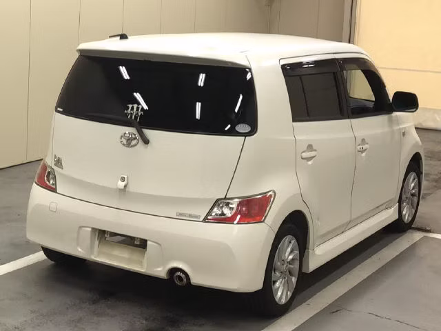 TOYOTA BB