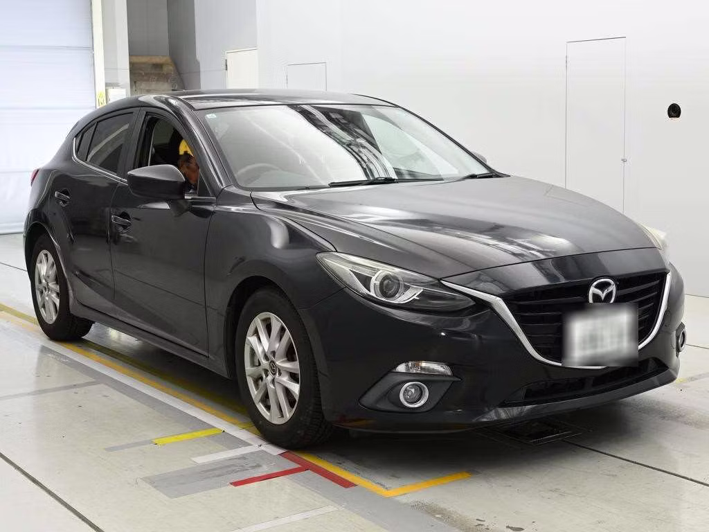 MAZDA AXELA
