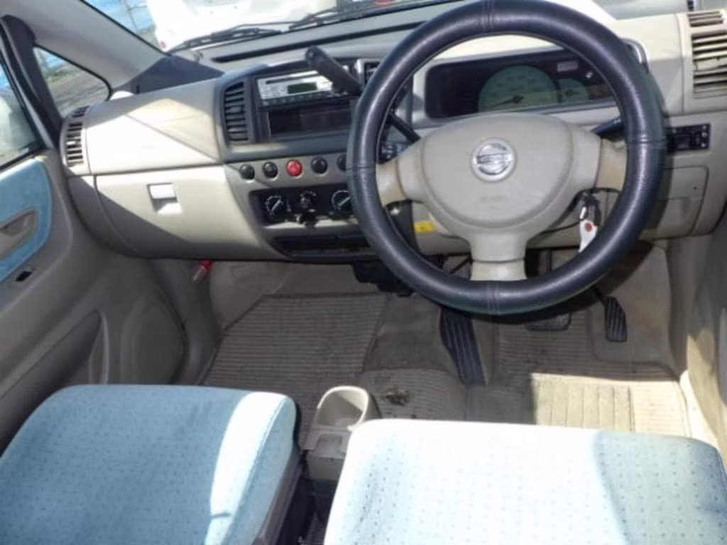 NISSAN MOCO